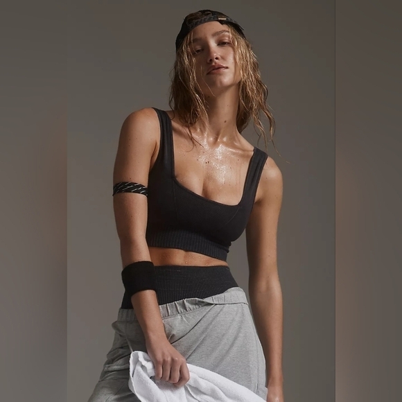 Free People Movement Good Karma Square Neck Bra•NWOT •SIZE XS/S - Picture 2 of 4